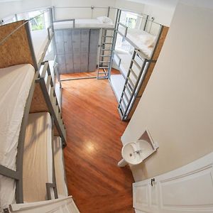 Habitación para Mujeres Compartida